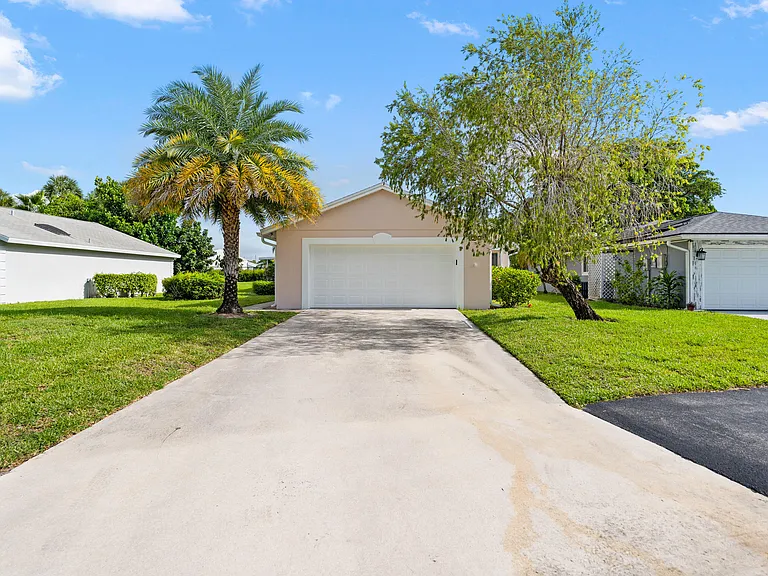 1209 Pine Sage Cir — Photo 3