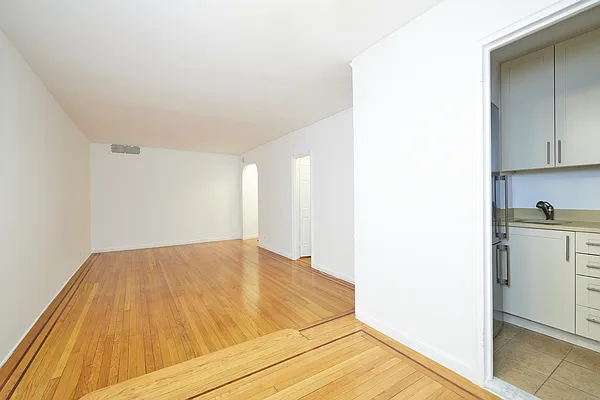 Rented by Brown Harris Stevens | media 6