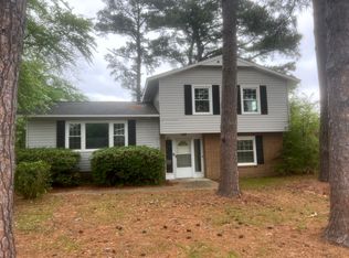 857 Brighton Rd, Fayetteville, NC 28314