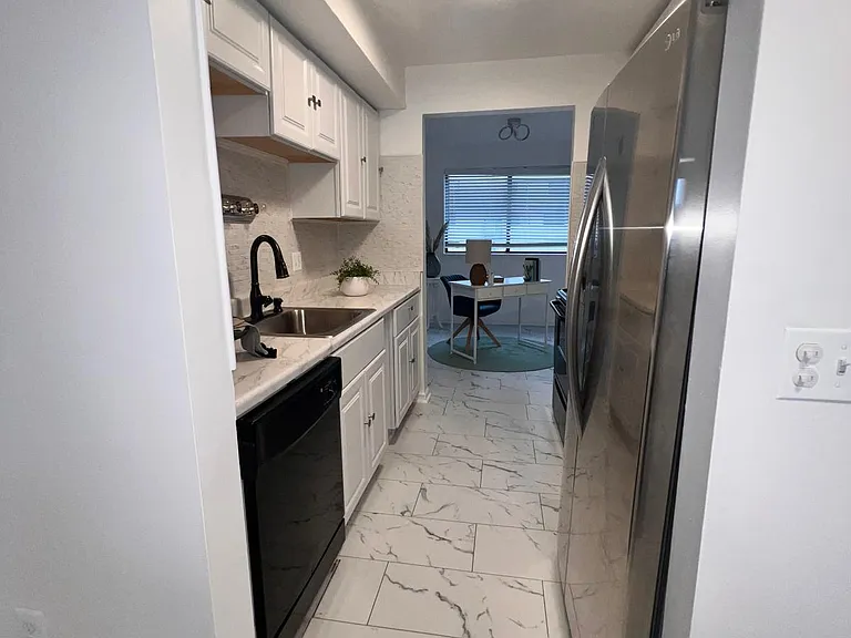 259 Bay Village Dr — Photo 8