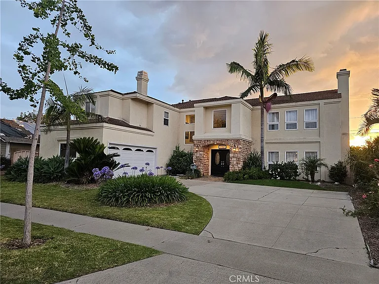 11541 Donovan Rd — Photo 2