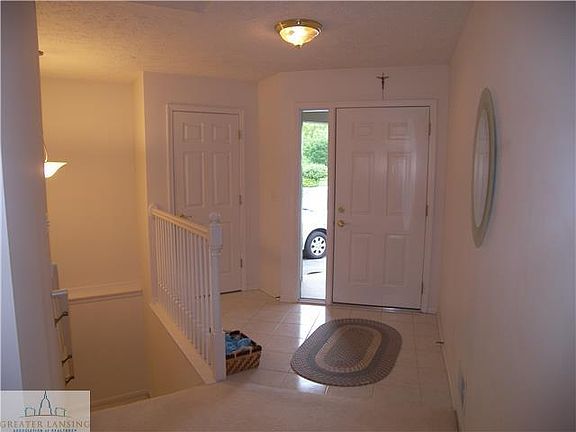 3rd image of 1736 Bushwood Ln