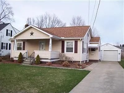 128 East St photo 1