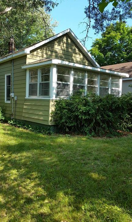 1st image of 492 Mulder St