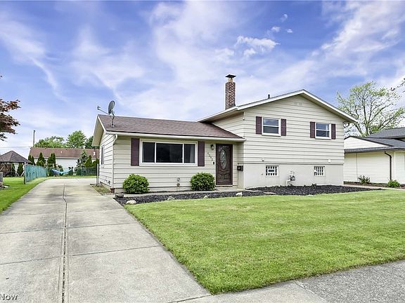 3rd image of 6292 Adair Dr