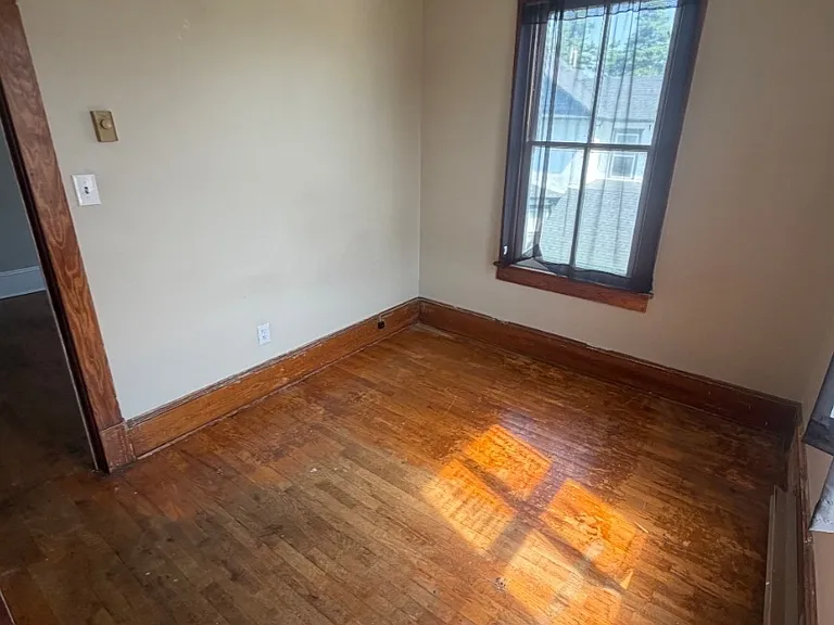 214 Blue Ridge Ave #8 — Photo 3