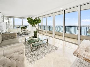 555 NE 15th St APT 32C, Miami, FL 33132