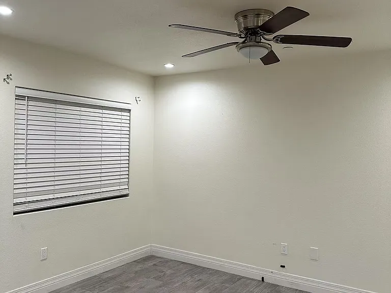 4174 Douglass Ave — Photo 3