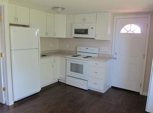223 Center St APT 4, Princeton, WV 24740