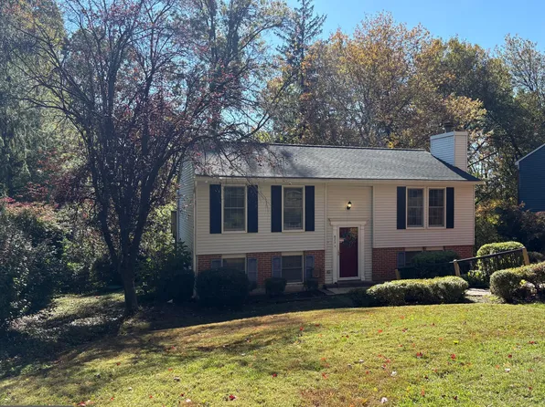 623 Morgan Dr E, Coatesville, PA 19320