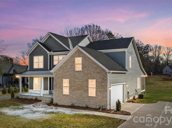 7513 Lancaster Hwy #6, Waxhaw, NC 28173