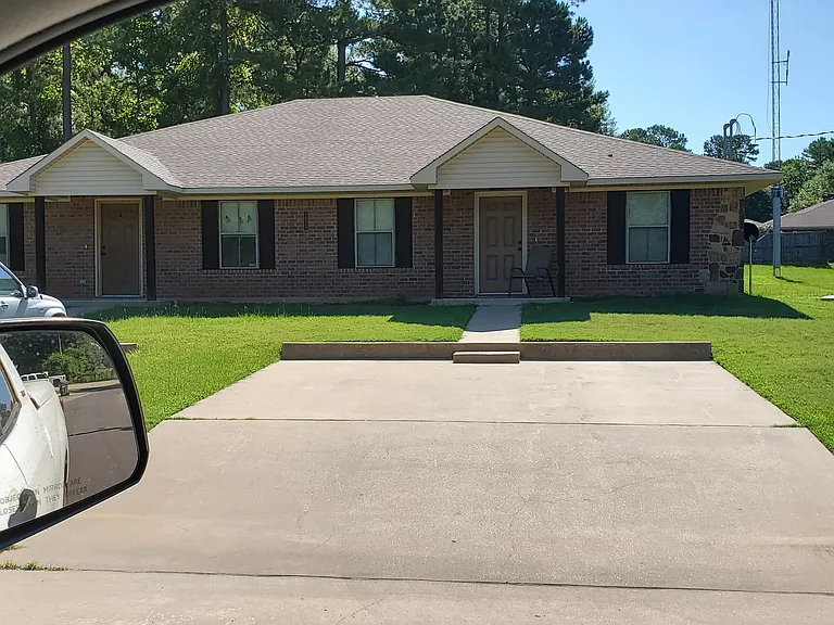 1669B Deanna Rd #B — Photo 4