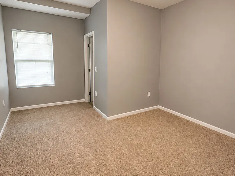 2008 Joseph E Boone Blvd NW — Photo 7
