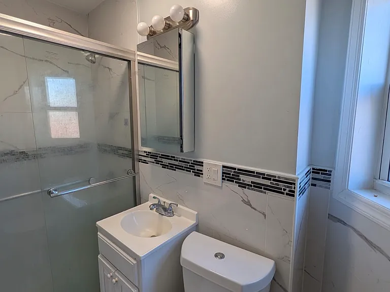 165 Hopkins Ave #12 — Photo 2