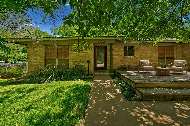 3403 Winfield Dr — Photo 2