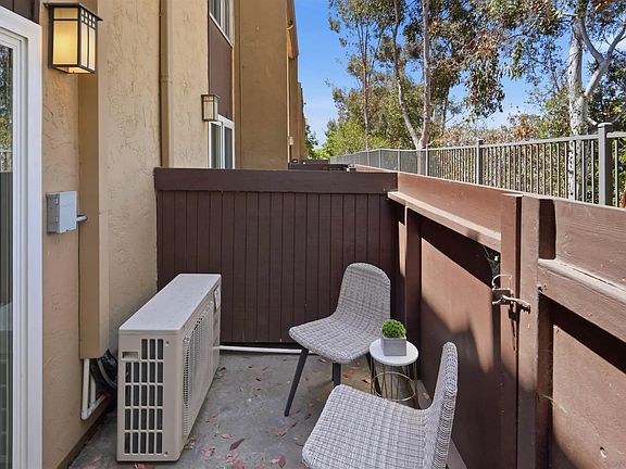 5th image of 3454 Castle Glen Dr Unit 151