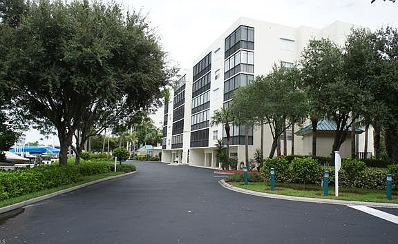 2nd image of 4431 Bay Beach Ln APT 564