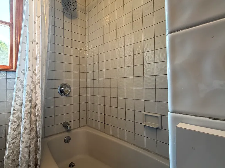 219 Old Mamaroneck Rd — Photo 7