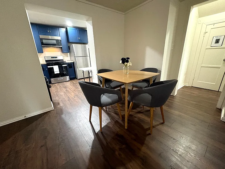 2321 Lawrence St — Photo 36