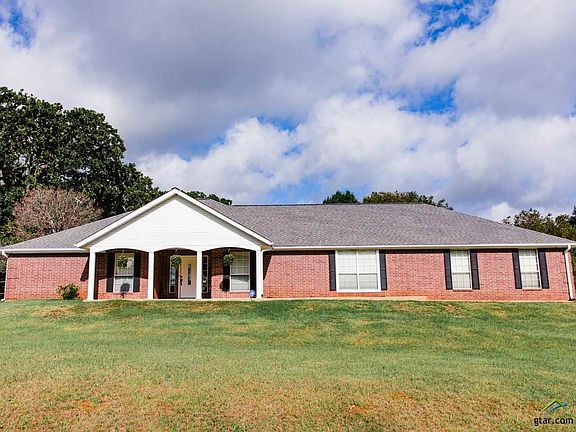 2nd image of 18676 Scott Dr