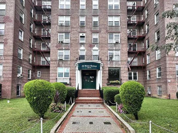 143-25 84th Dr #1L, Jamaica, NY 11435