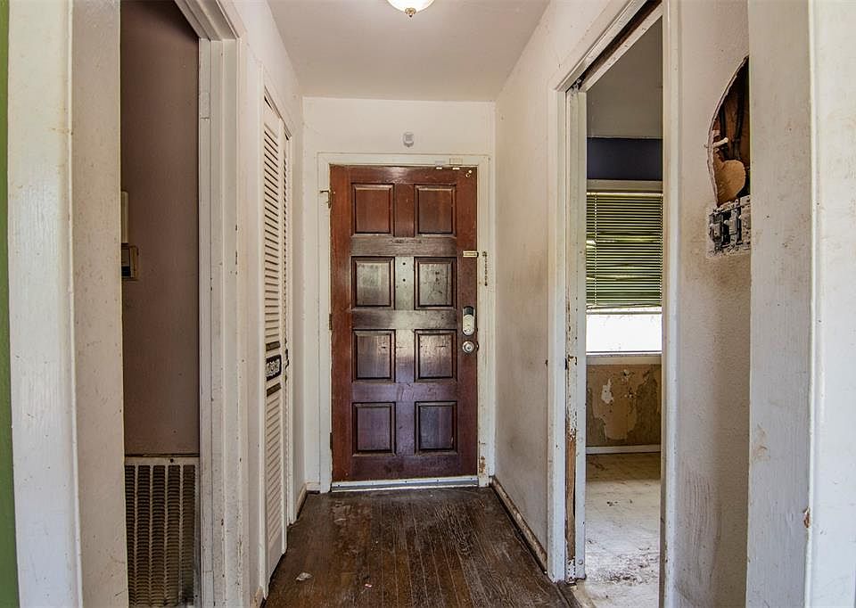 1st image of 5822 Jackwood St