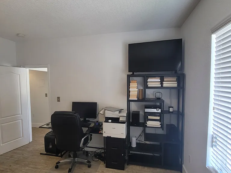 820 Euclid Ave #301 — Photo 18