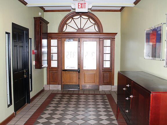 2nd image of 315 N Spruce St #510-1