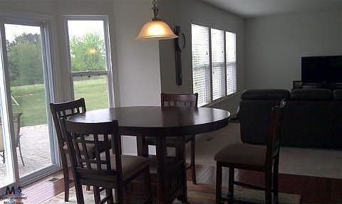 4th image of 2560 Compton Dr
