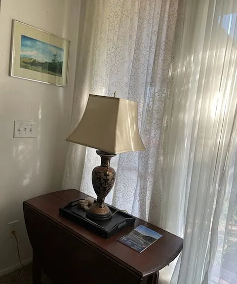 Huge windows, great light, here at the front entrance.