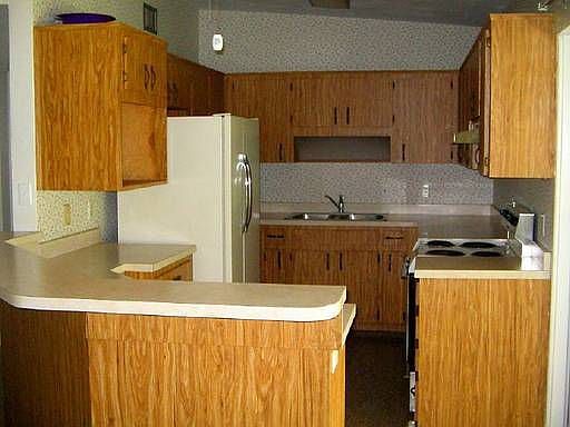 2nd image of 4700 Rockledge Rd