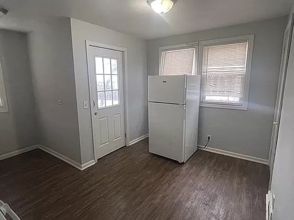 5th image of 36-38 Canary St #36