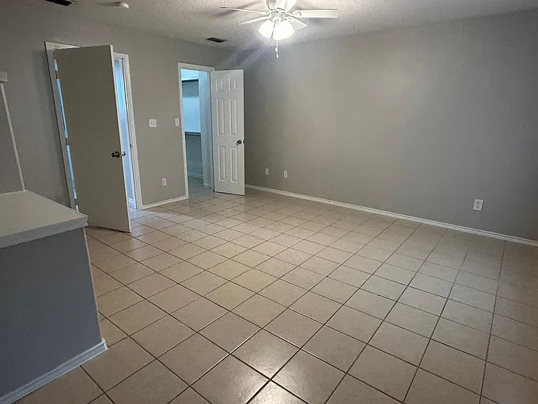 2316 W Elisa Ln #8 — Photo 6