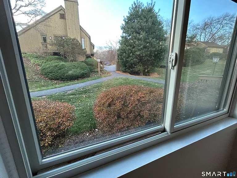 419 Heritage Vlg #B — Photo 30