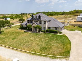 135 Sams Ln, Aledo, TX 76008