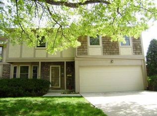 11043 W 96th St, Overland Park, KS 66214