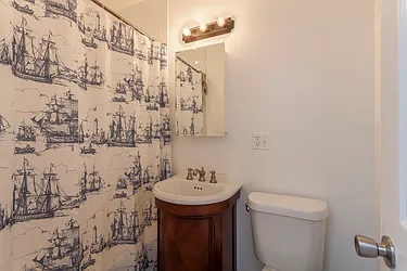 Rented by Cooper & Cooper Real Estate