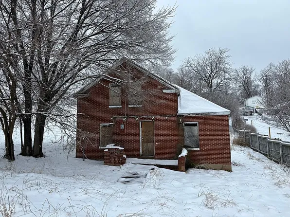 539 7th St NE, Pulaski, VA 24301