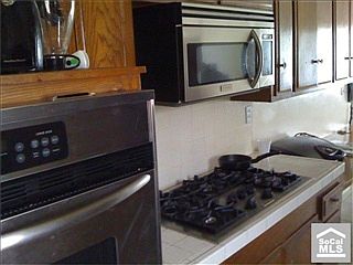 3rd image of 410 S Oak St