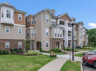 4000 Village Way APT 202, Marcus Hook, PA