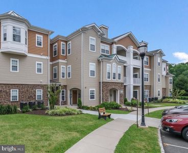 4000 Village Way APT 202, Marcus Hook, PA, 19061
