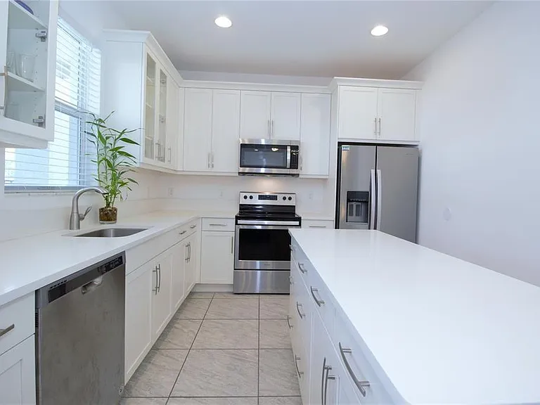 6990 Pines Cir #53 — Photo 4