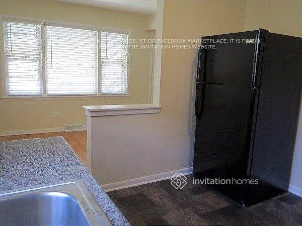 110 Englewood Ave Bellwood, IL 60104 — Photo 4