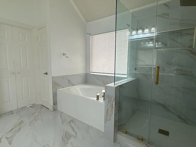 7848 Ravens Cliff Dr — Photo 29