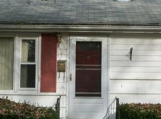 105 New York Ave, Warwick, RI 02888