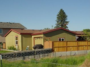 1009 27th St, Hood River, OR 97031