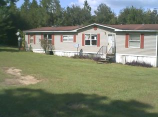 1196 Stage Coach Rd, Pelham, GA 31779