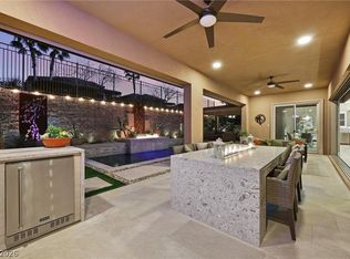 2800 Josephine Dr, Henderson, NV 89044