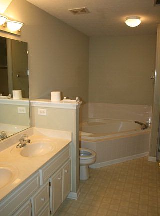 5th image of 553 Cedar Rock Dr