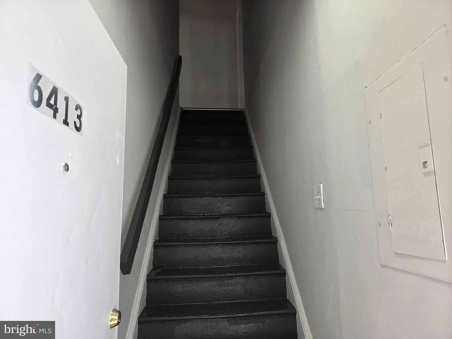 3 bed, 2100 sqft, $1,750 — Photo 3